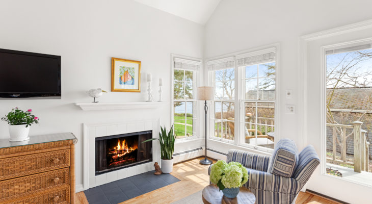 Hopper room seating area with fireplace