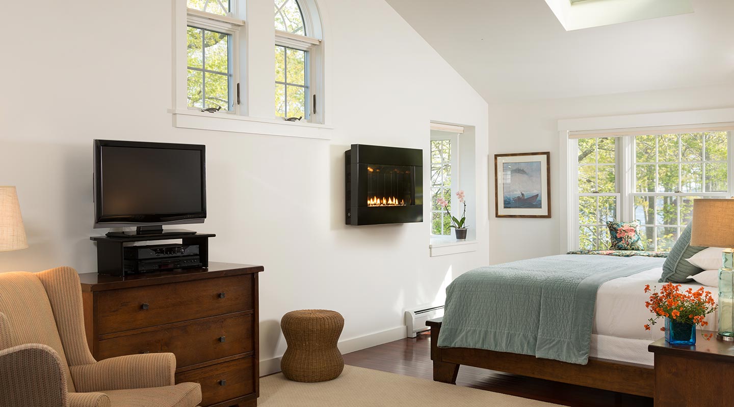 An overview of a room at our romantic hotel on the Maine Coast